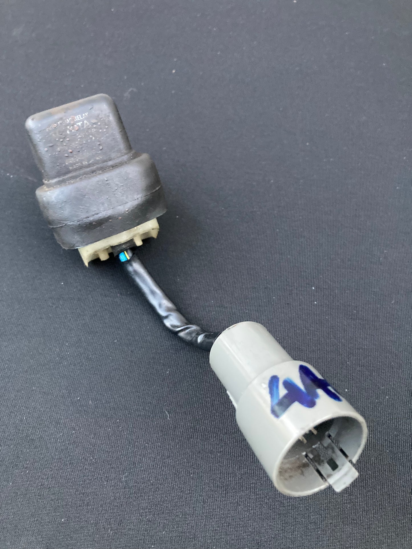 AE101 4AGZE Fuel pump relay