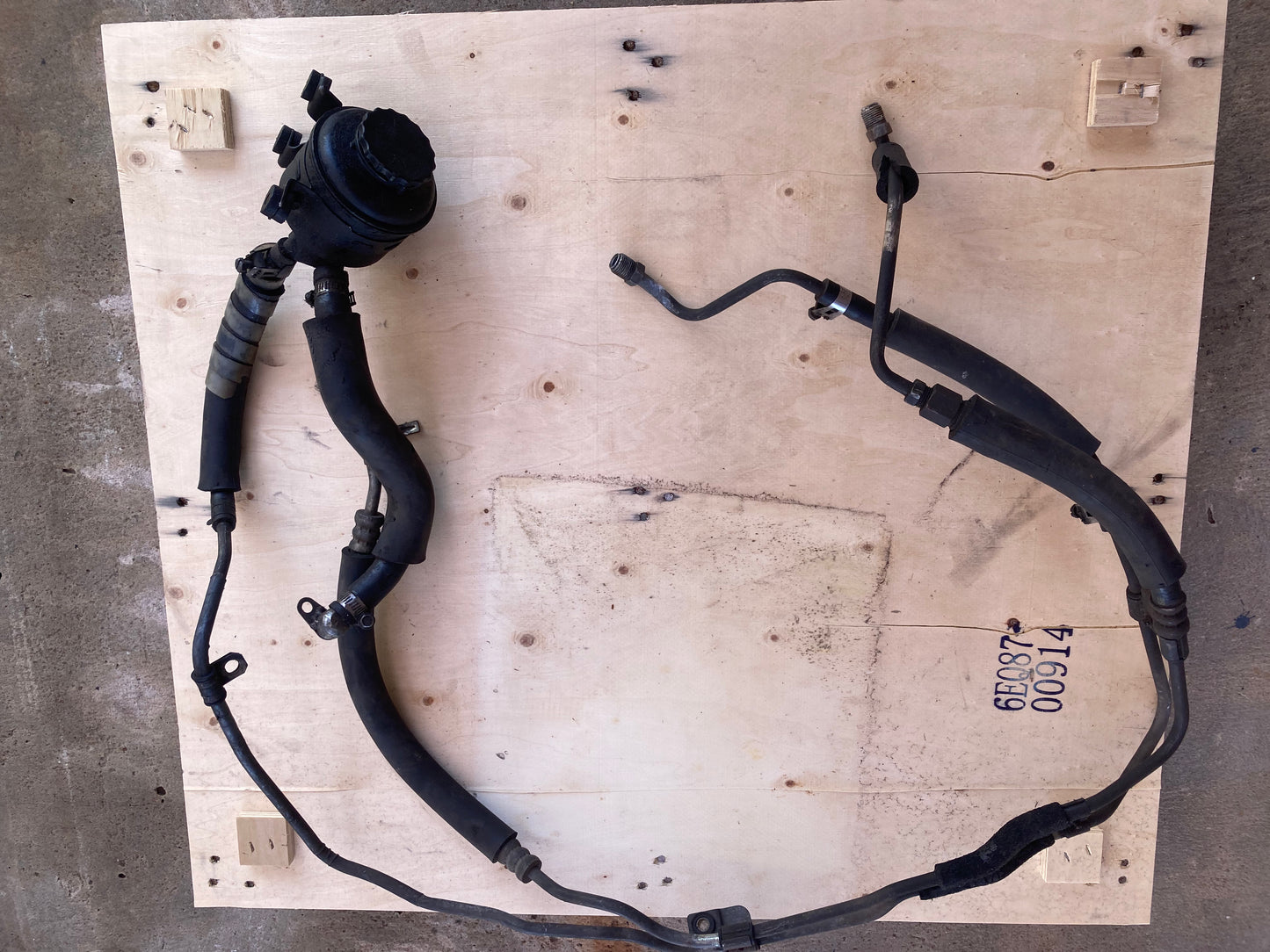 Toyota Sprinter GT-Apex AE86 Power steering lines and reseviour assy