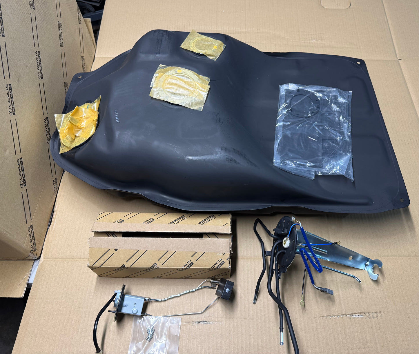 Toyota Sprinter AE86 JDM EFI Fuel tank kit