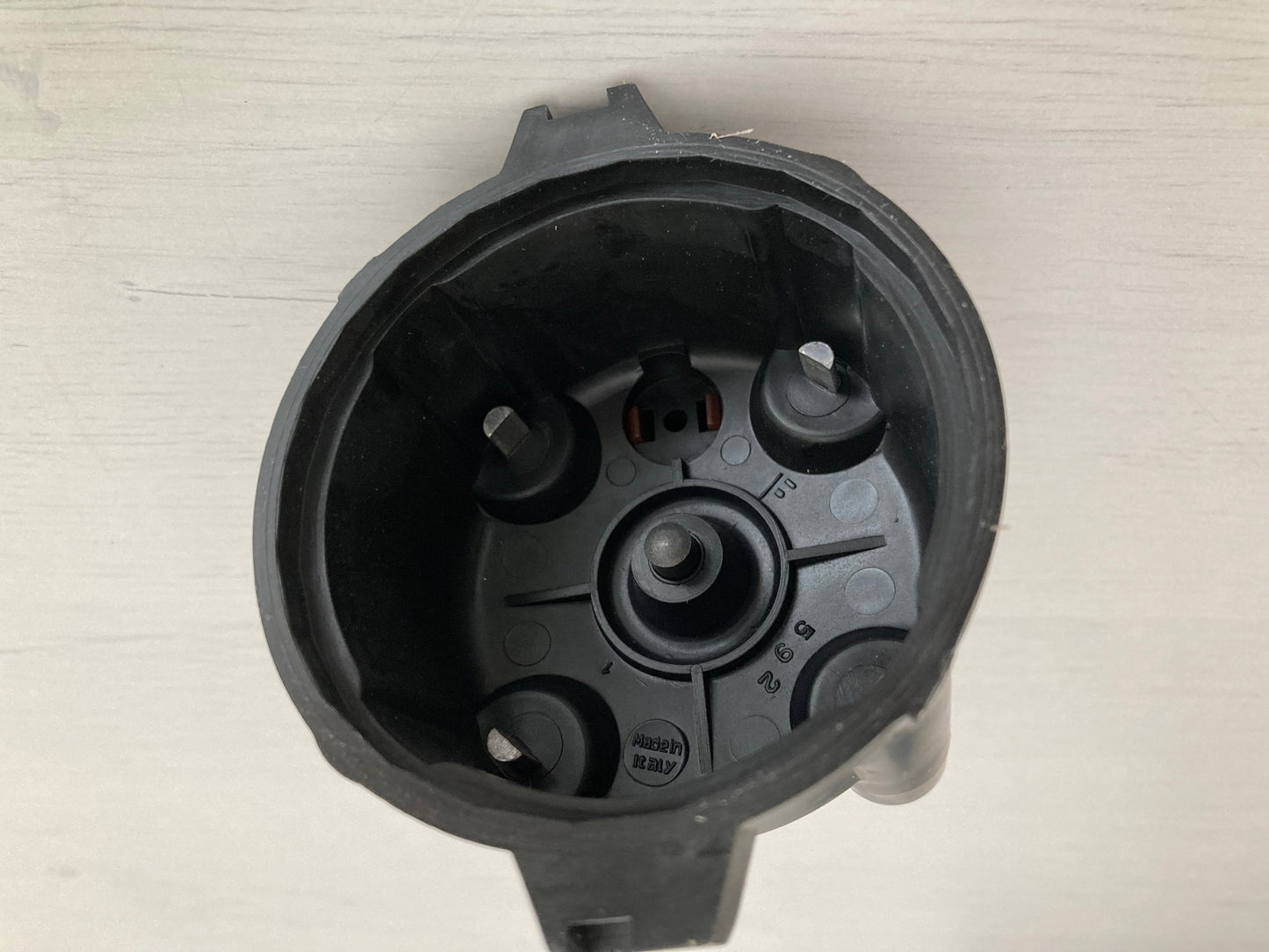 AE71/AE86 4AC Distributor cap