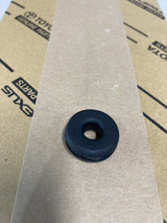 Toyota Sprinter AE86 Bonnet rod grommet