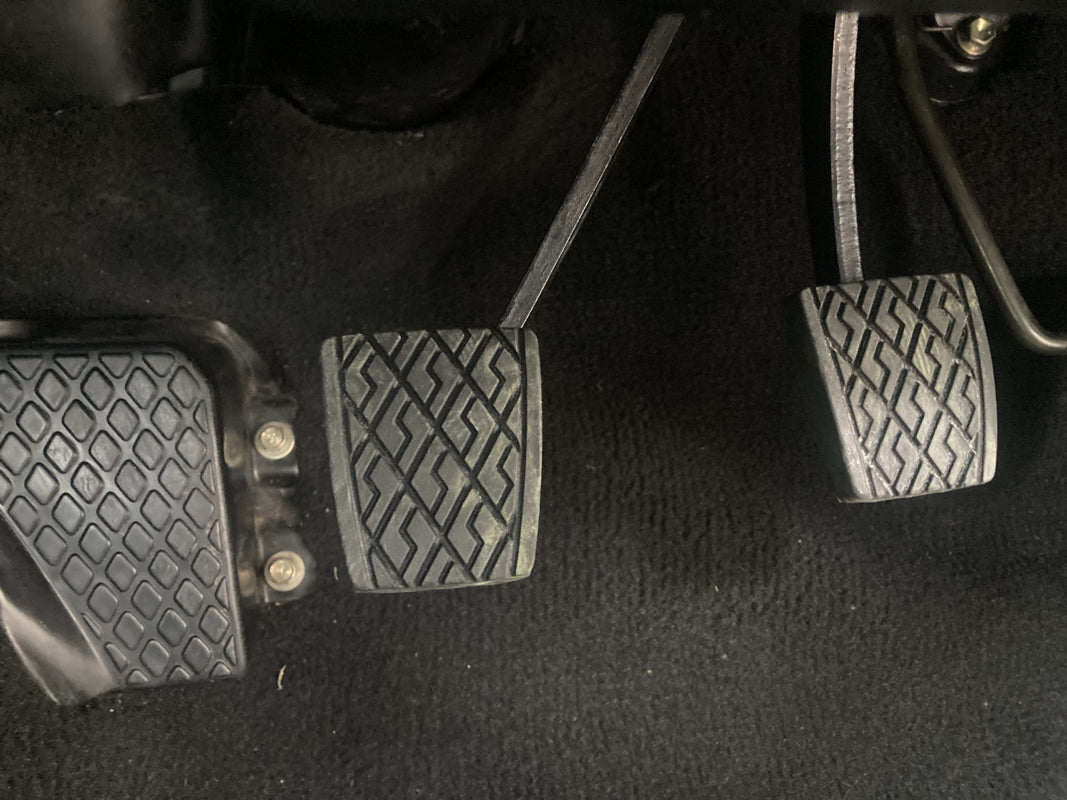 74-94 Brake and clutch pedal rubber