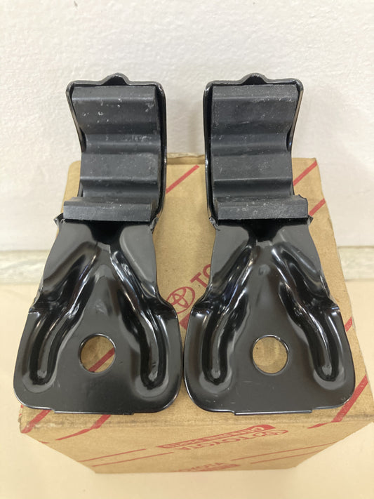 Toyota Sprinter AE86 Radiator brackets