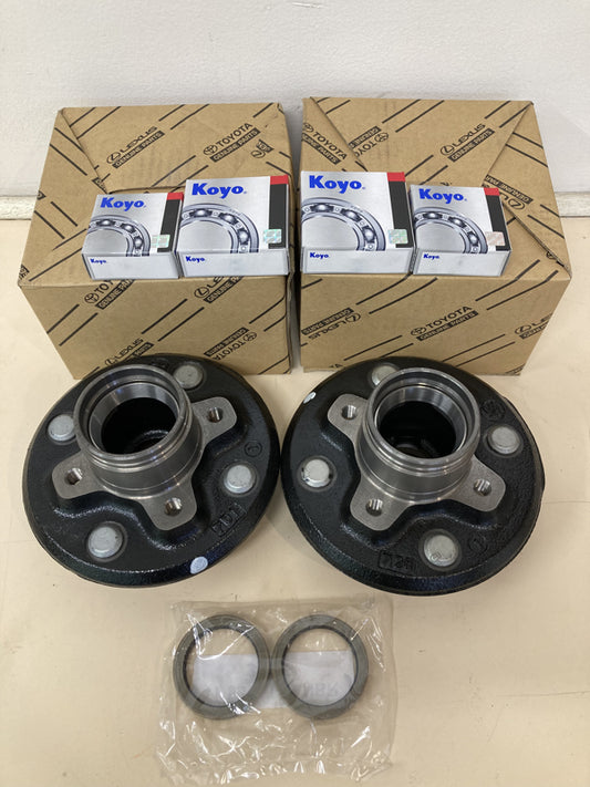 Toyota Sprinter AE86 Front hubs + KOYO Bearing kit