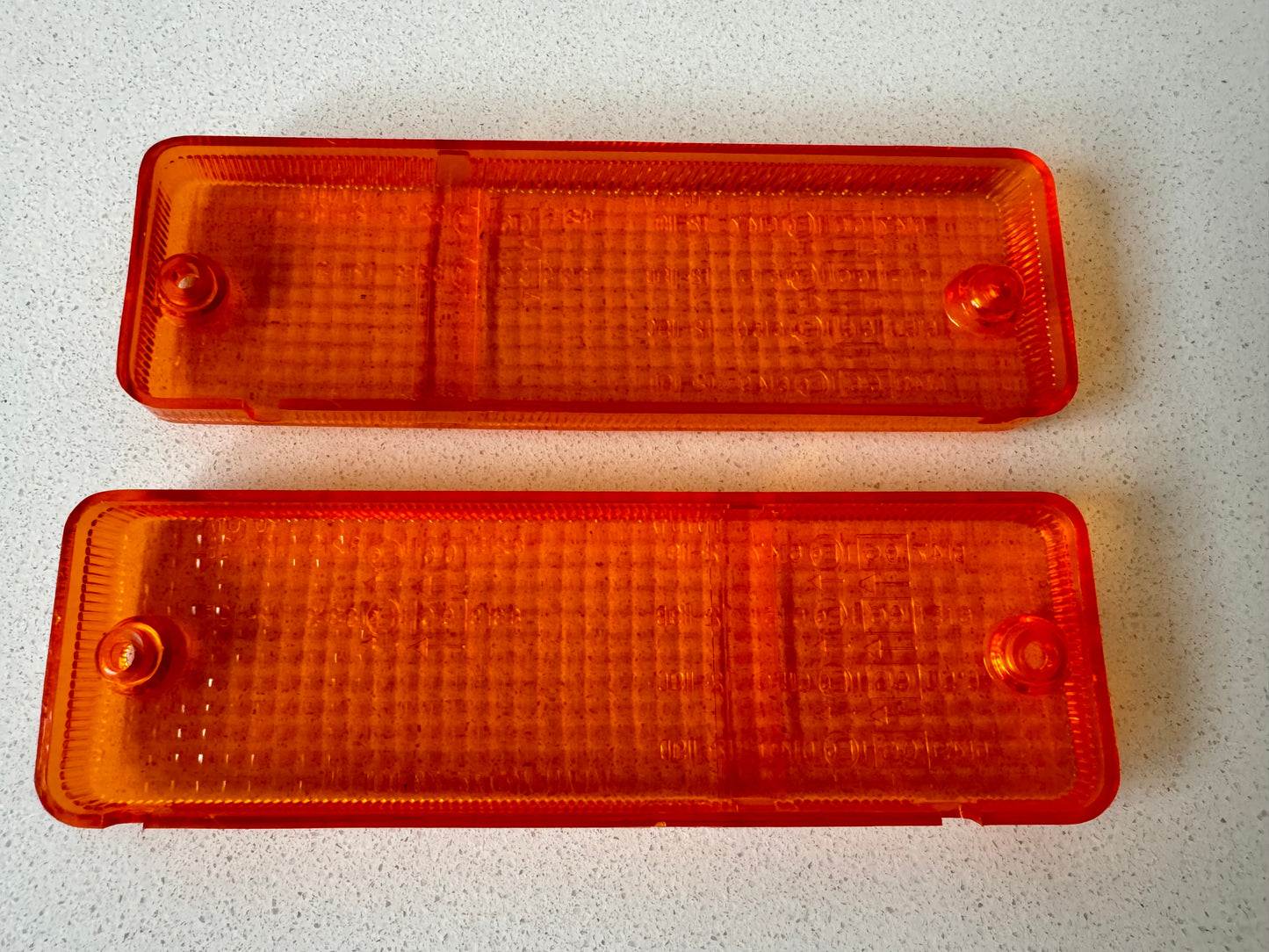 Hilux 83-87 Bumper indicator lenses