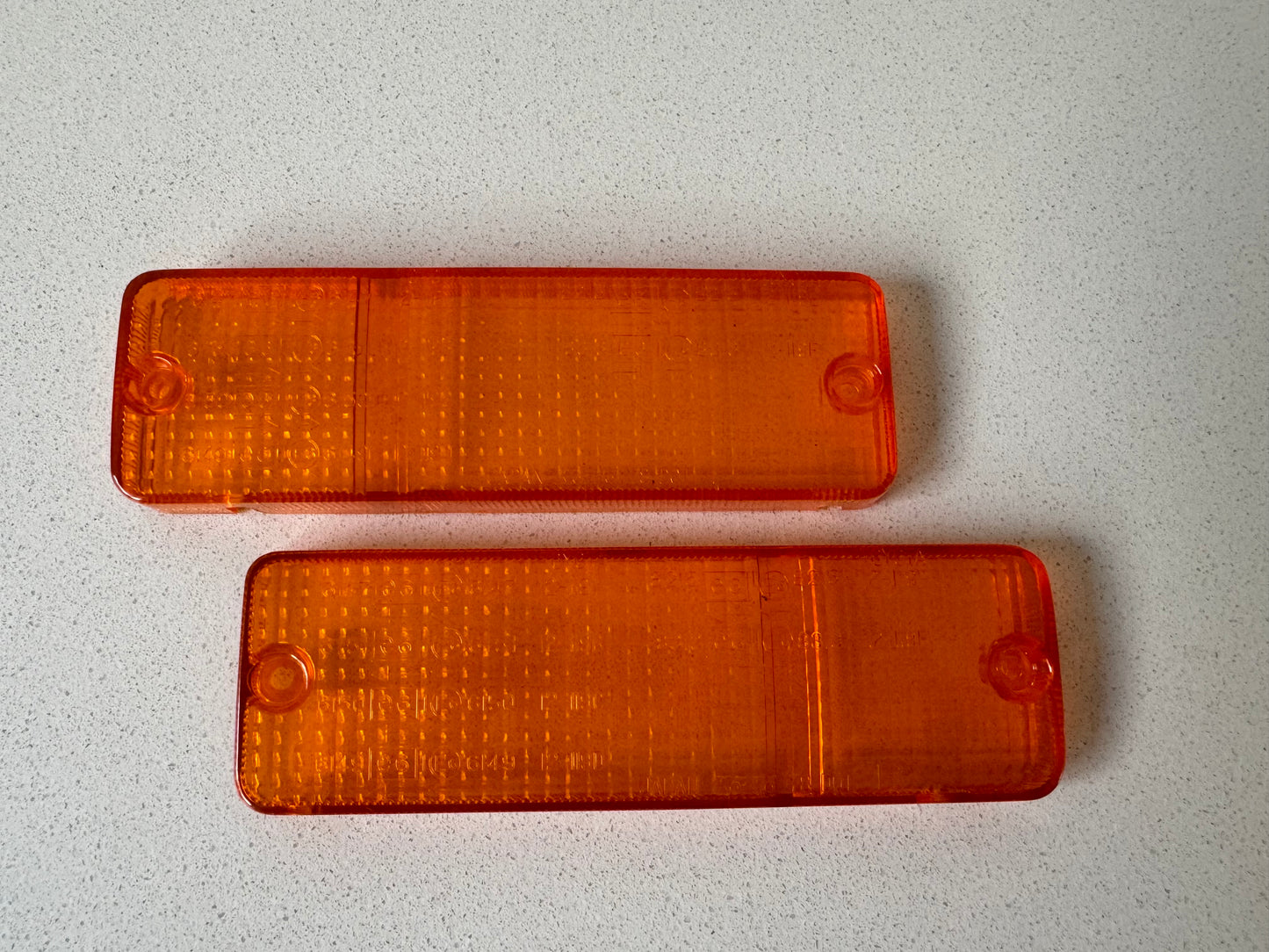 Hilux 83-87 Bumper indicator lenses