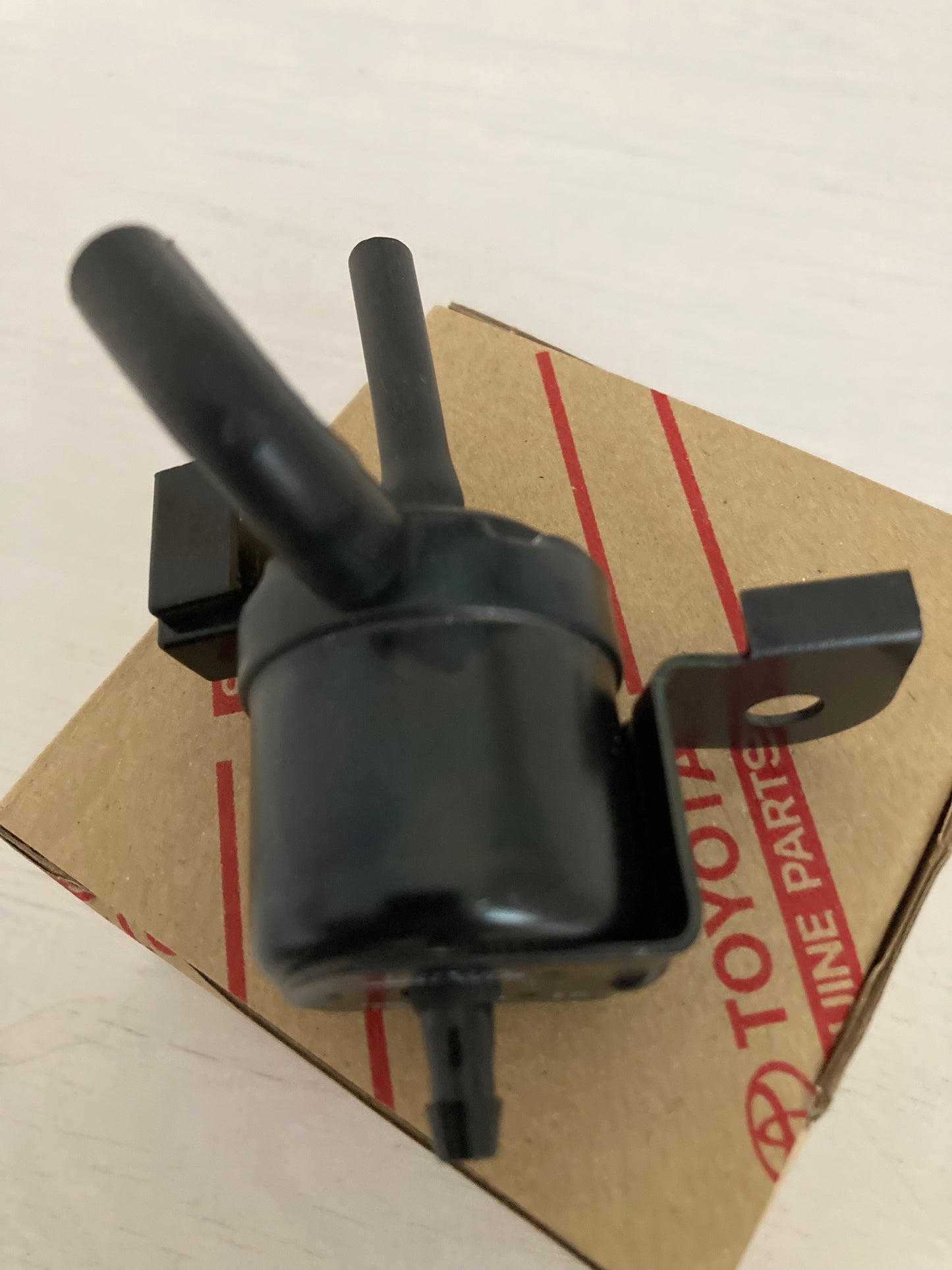 Toyota Corolla AE92 rear washer valve