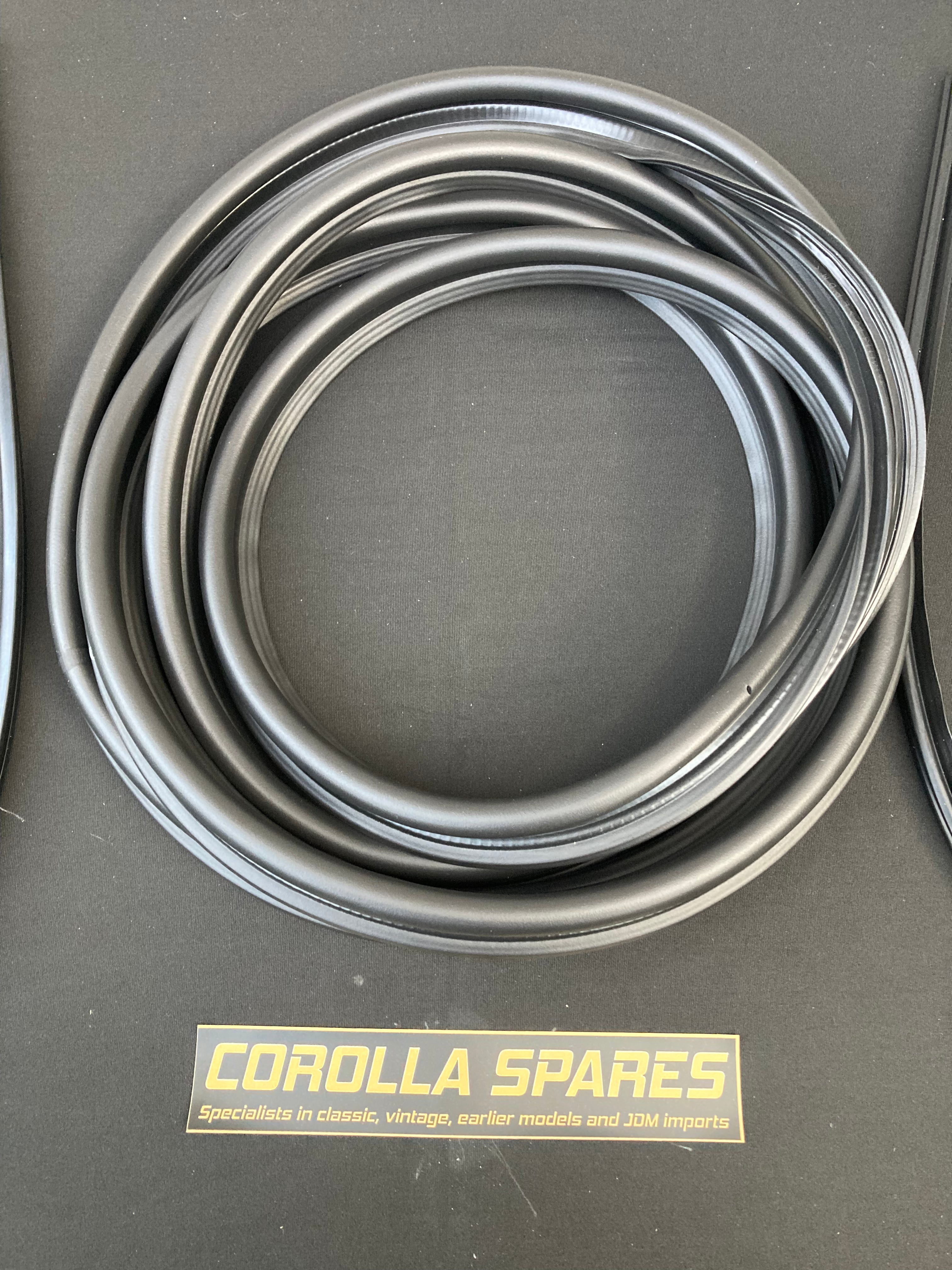 Ae86 Boot Toyota Sprinter AE86 3DR Hatch boot seal – Corolla Spares
