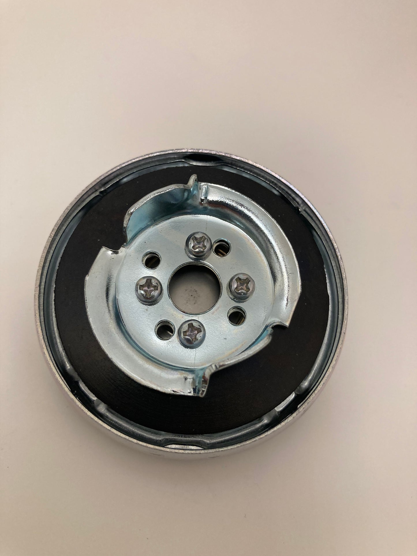 Toyota Sprinter AE86 Fuel cap