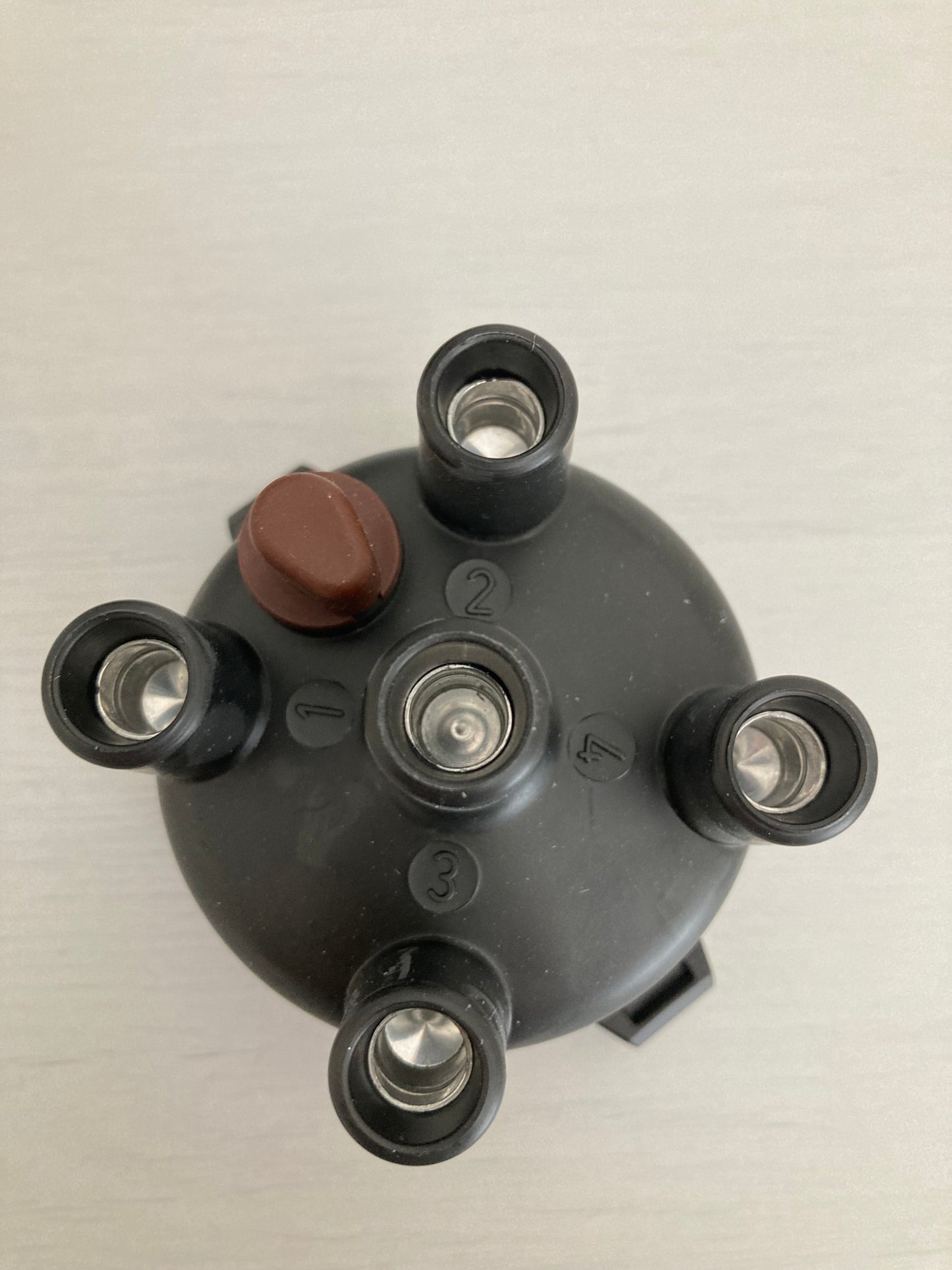 AE71/AE86 4AC Distributor cap