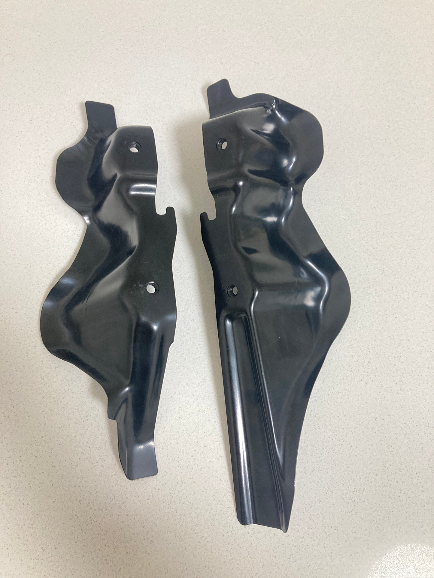 Toyota Sprinter AE86 Levin headlamp mounting brackets