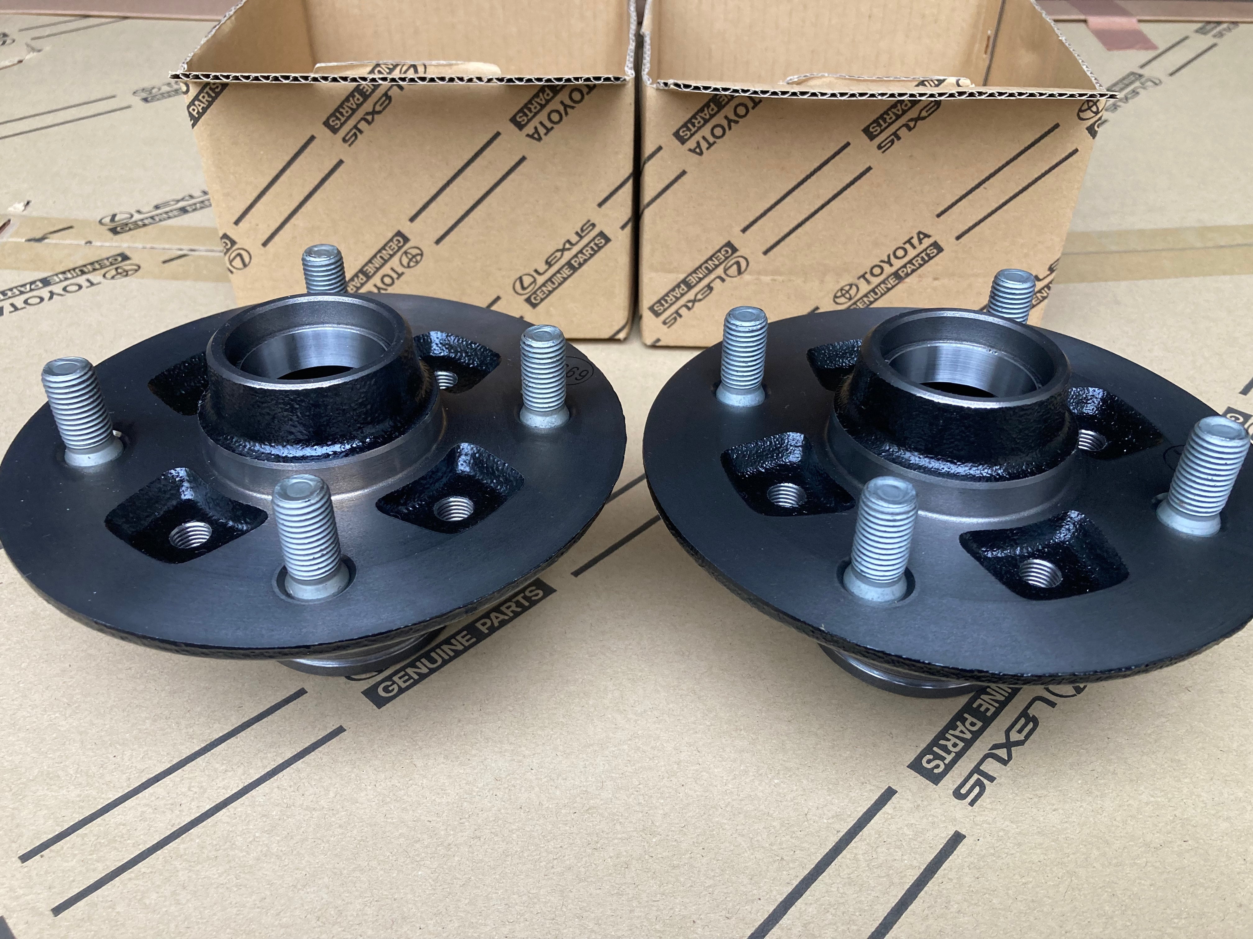 Toyota Sprinter AE86 front hubs – Corolla Spares