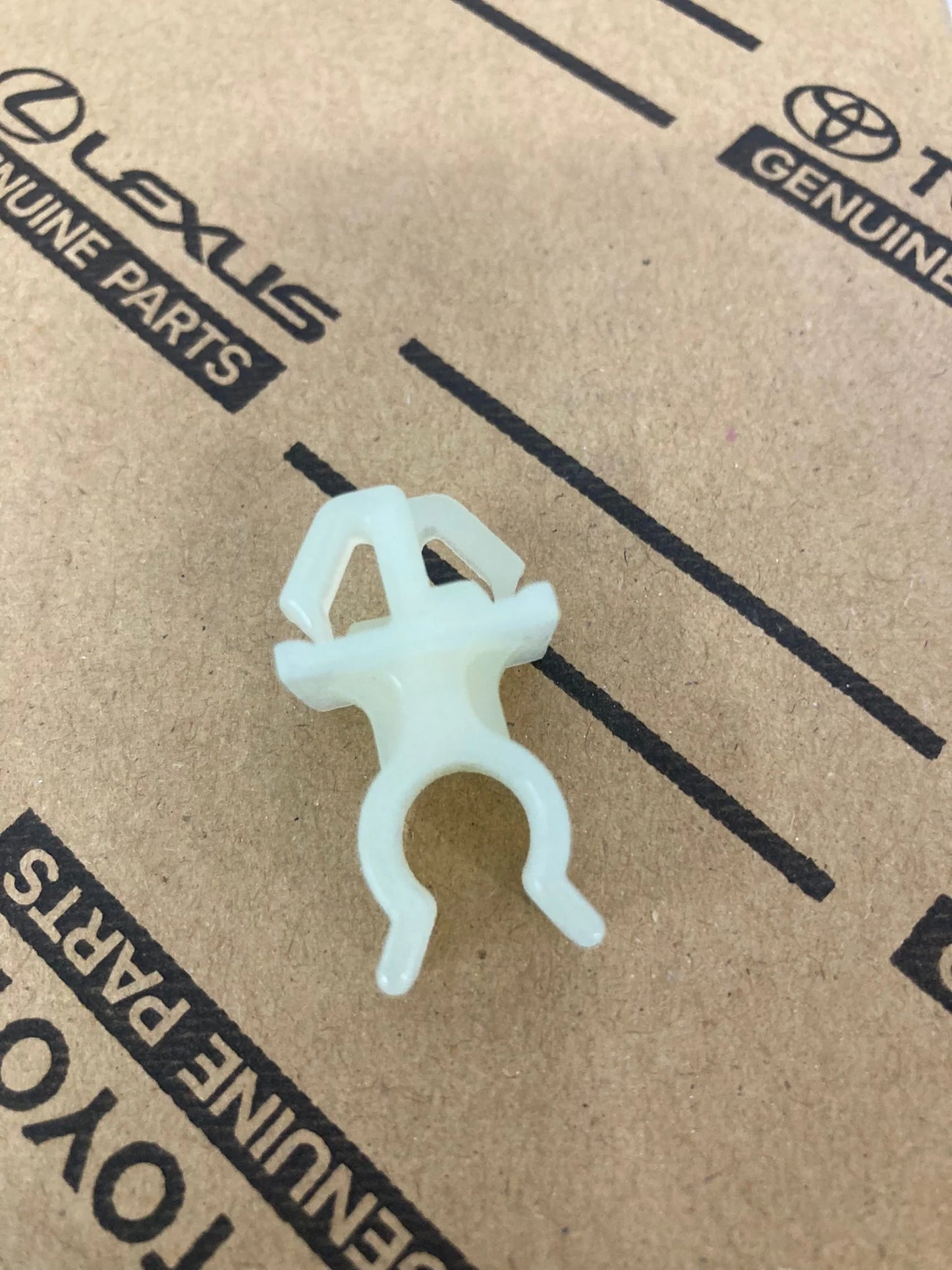 Toyota Sprinter AE86 Bonnet rod retaining clip